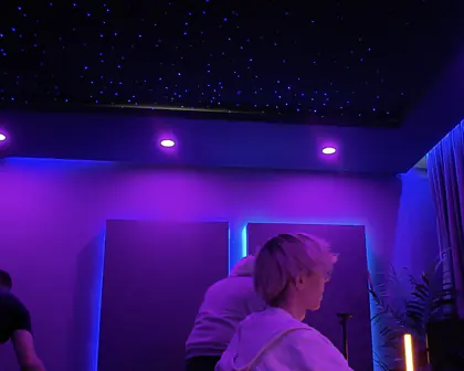 Sternenhimmel und Akustikelemente im Studio Köln